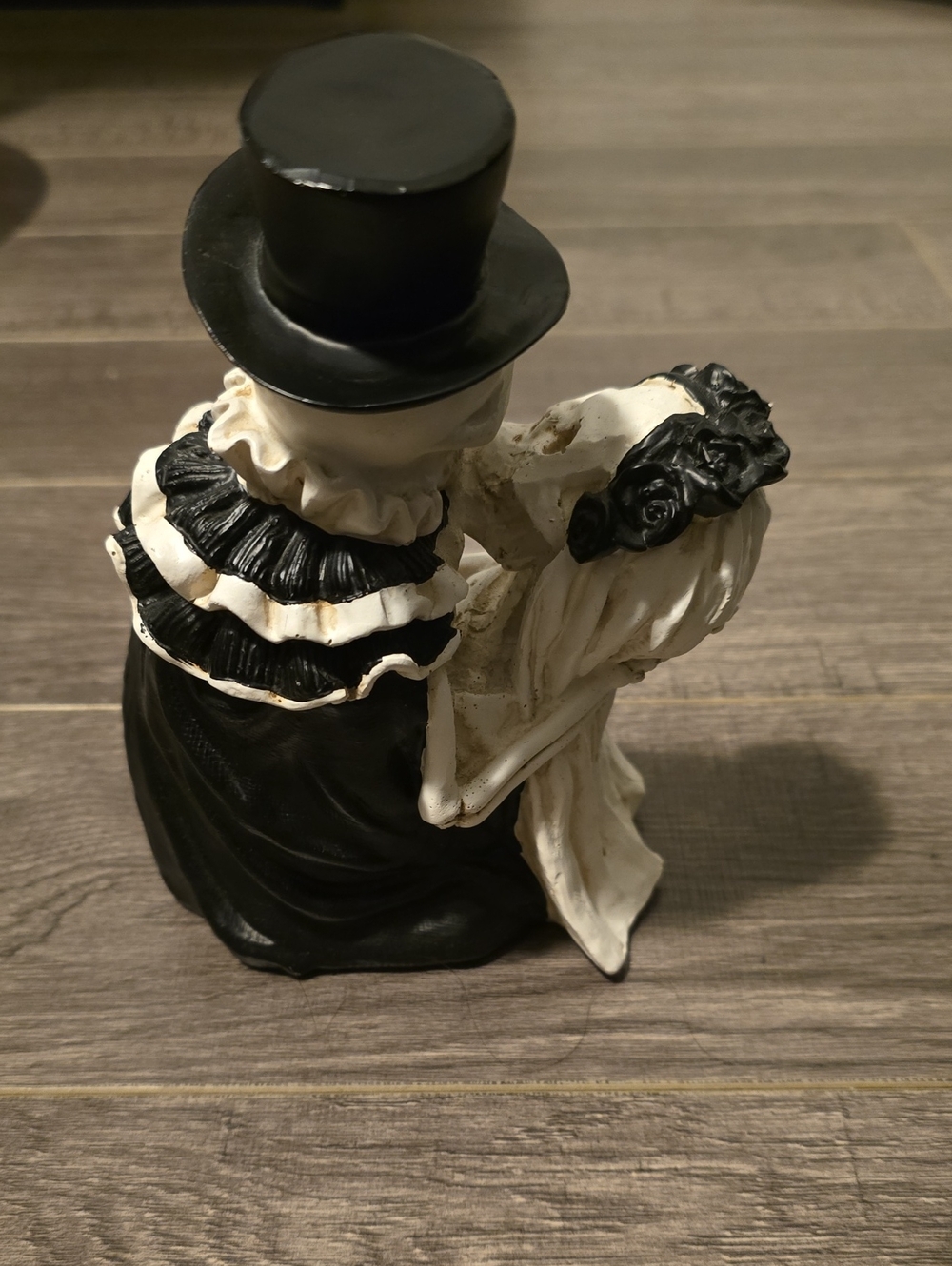 Skeleton Table Top Decor - Picture 3 of 5